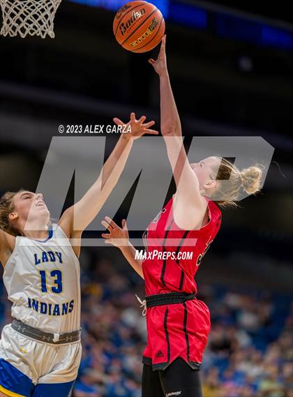 Thumbnail 3 in Lipan vs Gruver (UIL 3A Basketball State final) photogallery.