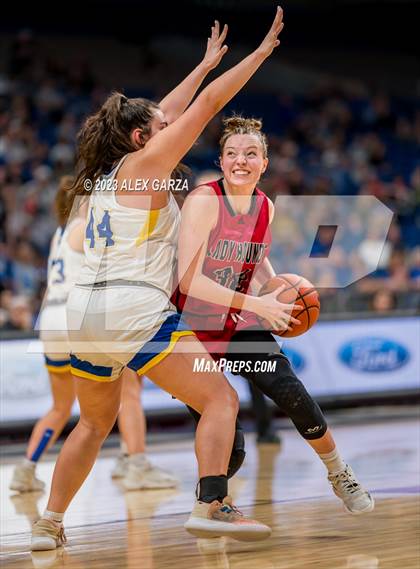 Thumbnail 3 in Lipan vs Gruver (UIL 3A Basketball State final) photogallery.