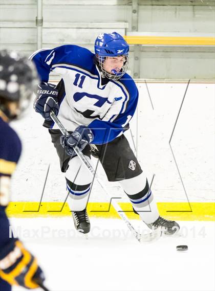Thumbnail 1 in Woodstock Academy @ Hall/Southington (CIAC Division III 1st Round) photogallery.