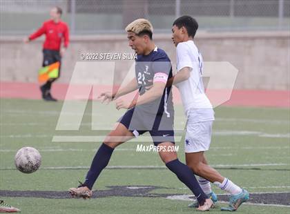 Thumbnail 3 in Birmingham vs. Los Alamitos (27th Annual SoCal Soccer Classic) photogallery.