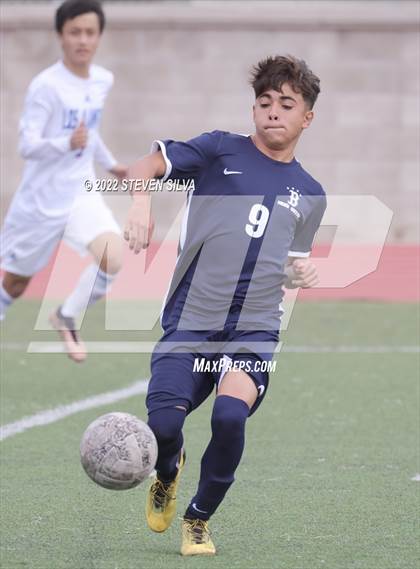 Thumbnail 2 in Birmingham vs. Los Alamitos (27th Annual SoCal Soccer Classic) photogallery.