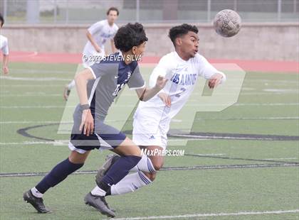 Thumbnail 2 in Birmingham vs. Los Alamitos (27th Annual SoCal Soccer Classic) photogallery.