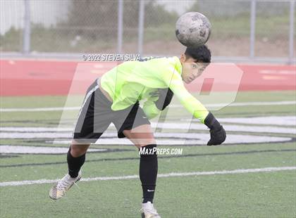 Thumbnail 2 in Birmingham vs. Los Alamitos (27th Annual SoCal Soccer Classic) photogallery.