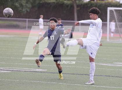 Thumbnail 2 in Birmingham vs. Los Alamitos (27th Annual SoCal Soccer Classic) photogallery.