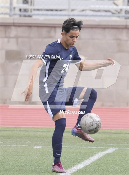 Thumbnail 3 in Birmingham vs. Los Alamitos (27th Annual SoCal Soccer Classic) photogallery.