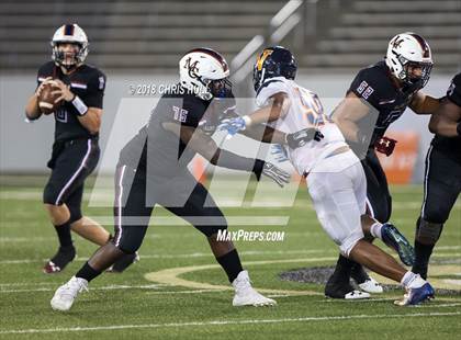 Thumbnail 2 in Mallard Creek vs. Zebulon B. Vance (Charlotte Kickoff Showcase) photogallery.