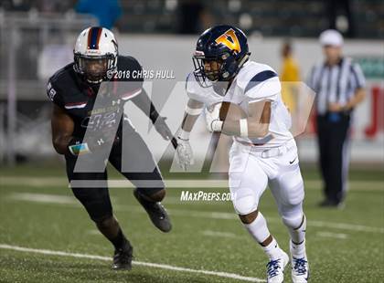Thumbnail 3 in Mallard Creek vs. Zebulon B. Vance (Charlotte Kickoff Showcase) photogallery.
