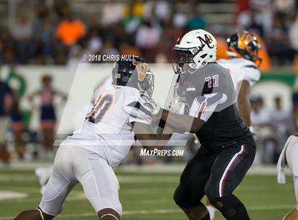 Thumbnail 3 in Mallard Creek vs. Zebulon B. Vance (Charlotte Kickoff Showcase) photogallery.