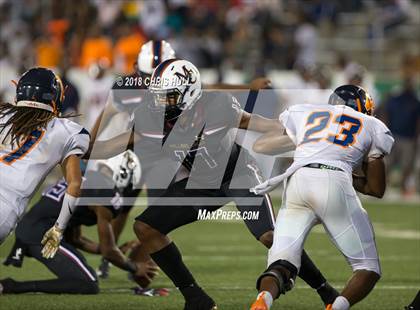 Thumbnail 1 in Mallard Creek vs. Zebulon B. Vance (Charlotte Kickoff Showcase) photogallery.