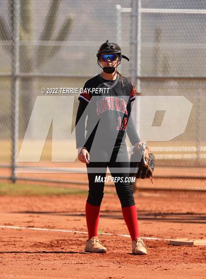 Thumbnail 3 in Fairfax vs Boulder Creek (Sunrise Mountain Tournament) photogallery.