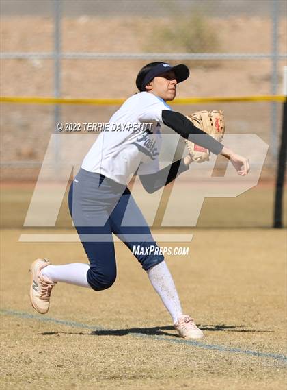 Thumbnail 2 in Fairfax vs Boulder Creek (Sunrise Mountain Tournament) photogallery.