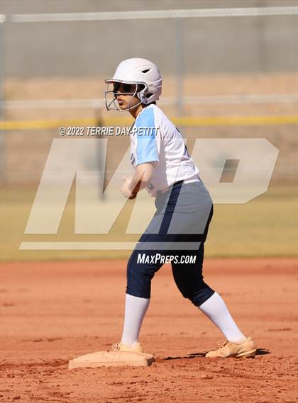 Thumbnail 3 in Fairfax vs Boulder Creek (Sunrise Mountain Tournament) photogallery.