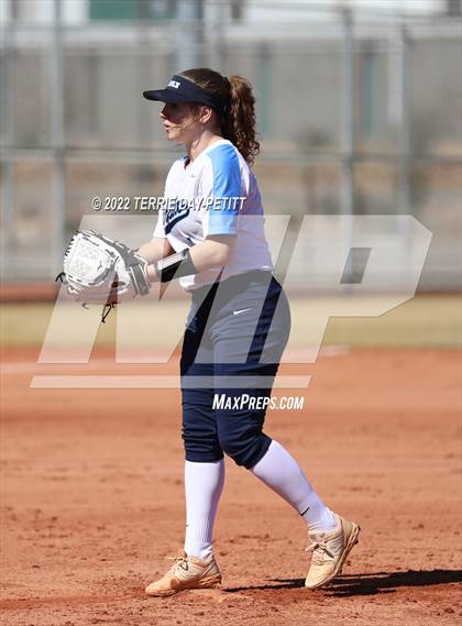 Thumbnail 3 in Fairfax vs Boulder Creek (Sunrise Mountain Tournament) photogallery.
