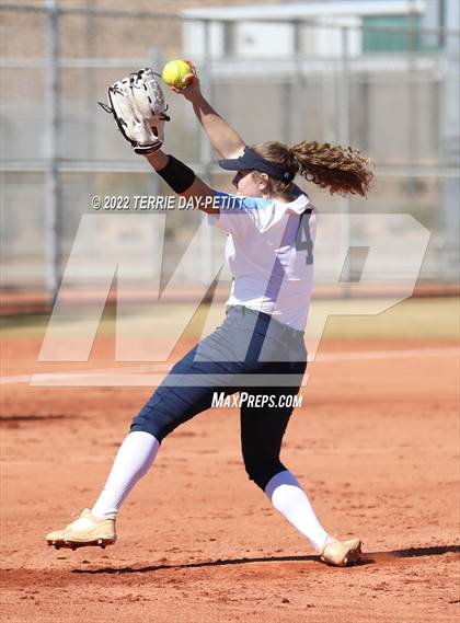 Thumbnail 1 in Fairfax vs Boulder Creek (Sunrise Mountain Tournament) photogallery.