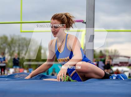 Thumbnail 1 in CHSAA Track and Field 5A Championships (Girls High Jump ) photogallery.