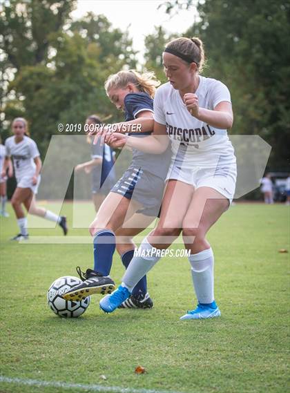 Thumbnail 3 in Episcopal @ Holton-Arms photogallery.