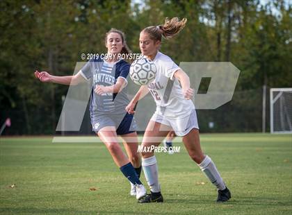 Thumbnail 3 in Episcopal @ Holton-Arms photogallery.