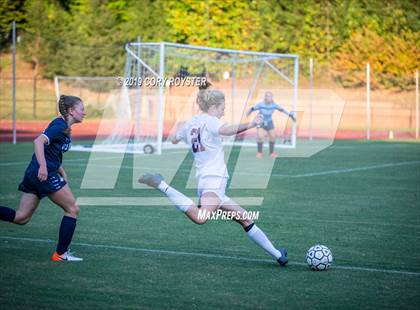Thumbnail 3 in Episcopal @ Holton-Arms photogallery.