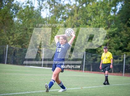 Thumbnail 2 in Episcopal @ Holton-Arms photogallery.
