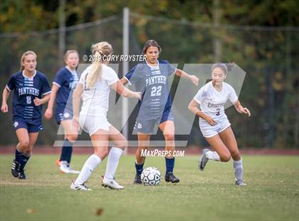 Thumbnail 2 in Episcopal @ Holton-Arms photogallery.