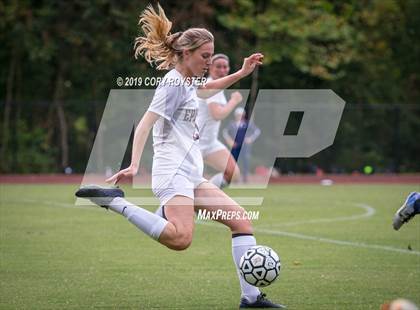 Thumbnail 2 in Episcopal @ Holton-Arms photogallery.