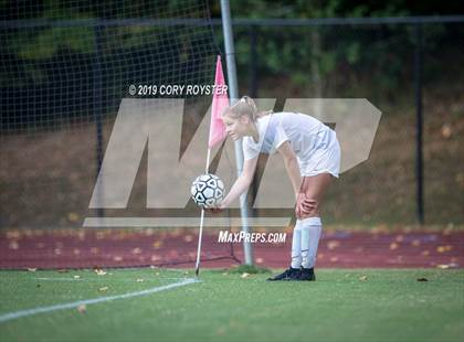 Thumbnail 2 in Episcopal @ Holton-Arms photogallery.