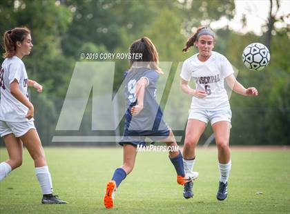 Thumbnail 2 in Episcopal @ Holton-Arms photogallery.