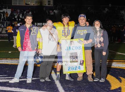 Thumbnail 2 in Antelope @ Inderkum photogallery.