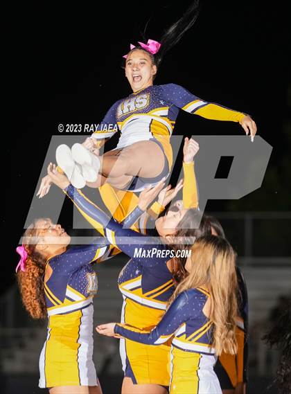 Thumbnail 3 in Antelope @ Inderkum photogallery.