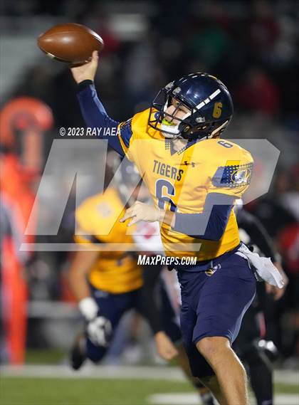 Thumbnail 2 in Antelope @ Inderkum photogallery.