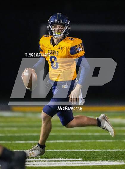 Thumbnail 3 in Antelope @ Inderkum photogallery.
