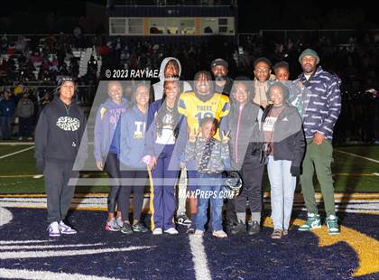 Thumbnail 2 in Antelope @ Inderkum photogallery.