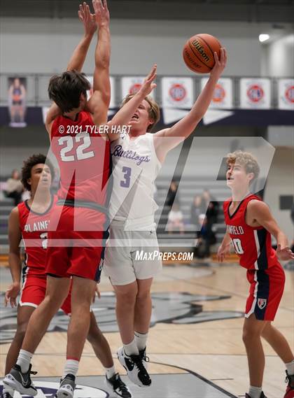 Thumbnail 2 in Plainfield @ Brownsburg (Sneakers for Santa Shootout) photogallery.
