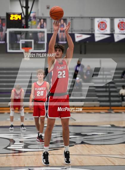 Thumbnail 3 in Plainfield @ Brownsburg (Sneakers for Santa Shootout) photogallery.