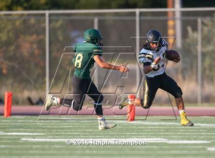 Thumbnail 1 in Wilcox vs. Monterey Trail photogallery.