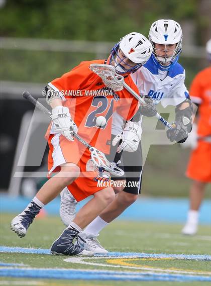 Thumbnail 2 in Chaminade vs. Palisades photogallery.