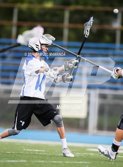 Thumbnail 1 in Chaminade vs. Palisades photogallery.