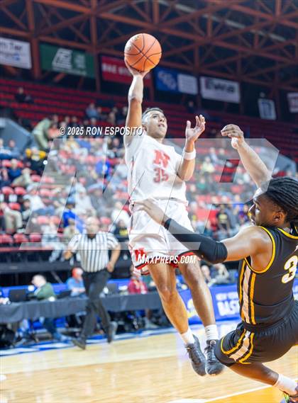 Thumbnail 1 in Greece Athena vs Niskayuna (NYSPHSAA Class AA Semifinal)  photogallery.
