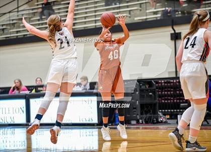 Thumbnail 2 in Churchill vs. Madison photogallery.