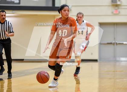 Thumbnail 1 in Churchill vs. Madison photogallery.