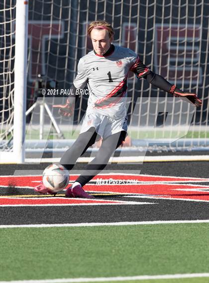 Thumbnail 2 in Lake Travis v Stony Point (UIL 6A Bi-District Playoff) photogallery.