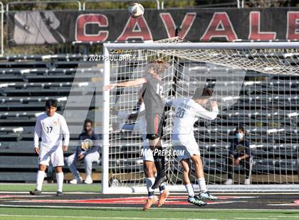 Thumbnail 1 in Lake Travis v Stony Point (UIL 6A Bi-District Playoff) photogallery.