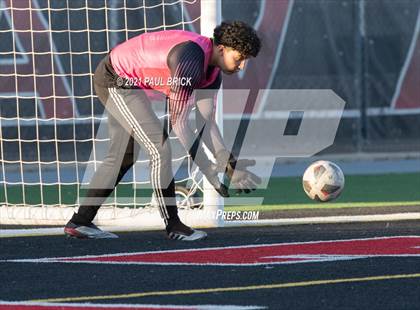 Thumbnail 3 in Lake Travis v Stony Point (UIL 6A Bi-District Playoff) photogallery.
