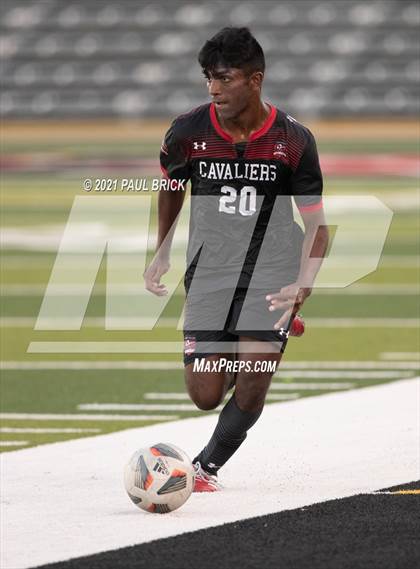 Thumbnail 3 in Lake Travis v Stony Point (UIL 6A Bi-District Playoff) photogallery.