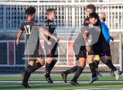 Thumbnail 2 in Lake Travis v Stony Point (UIL 6A Bi-District Playoff) photogallery.