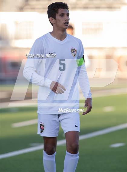 Thumbnail 1 in Lake Travis v Stony Point (UIL 6A Bi-District Playoff) photogallery.