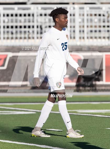 Thumbnail 2 in Lake Travis v Stony Point (UIL 6A Bi-District Playoff) photogallery.