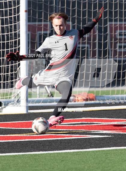 Thumbnail 1 in Lake Travis v Stony Point (UIL 6A Bi-District Playoff) photogallery.