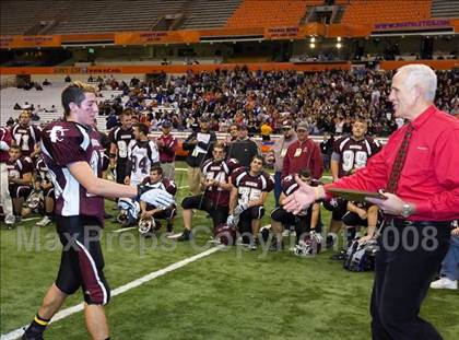 Thumbnail 1 in Orchard Park vs. Monroe-Woodbury (NYSPHSAA Class AA Final) photogallery.