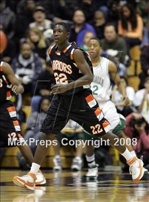 Thumbnail 3 in De La Salle vs. McClymonds (MLK Classic) photogallery.